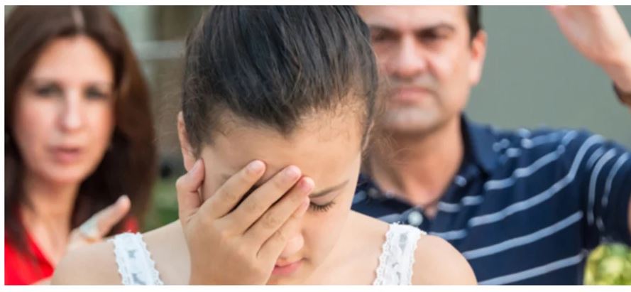 Những đứa trẻ đang tuổi ăn tuổi lớn, cha mẹ tóc đã bạc Những đứa trẻ đang tuổi ăn tuổi lớn, cha mẹ tóc đã bạc