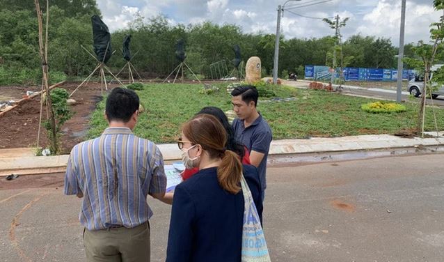 Nhà đầu tư coi BĐS là kênh để bảo toàn tích luỹ và tài sản của họ Nhà đầu tư coi BĐS là kênh để bảo toàn tích luỹ và tài sản của họ