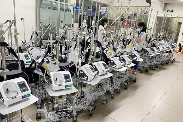Chi viện thêm 1.000 máy thở cho các tỉnh phía Nam
