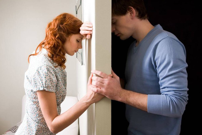 Ngoại tình tư tưởng là gì? Các dấu hiệu cho thấy bạn đang ngoại tình tư tưởng