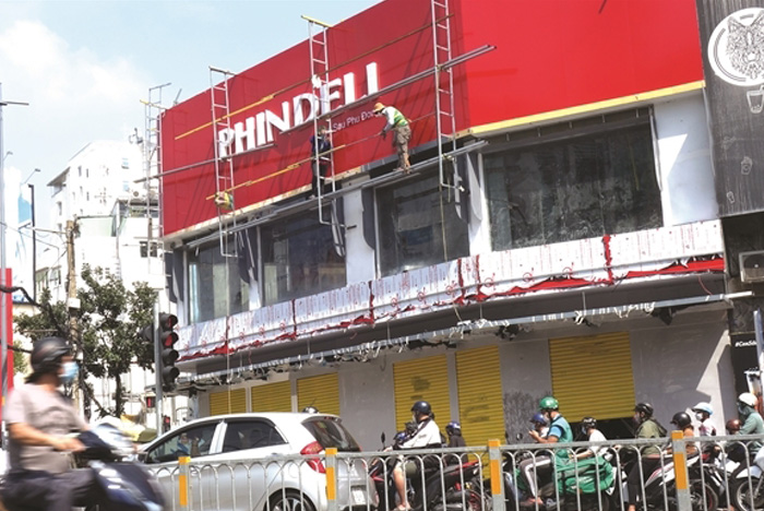 Kinh doanh chuỗi cà phê đua ngầm trong mùa dịch