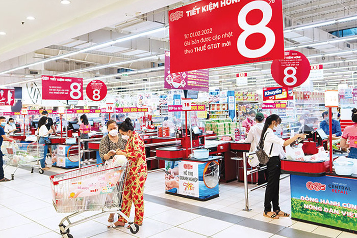 Giảm thuế VAT còn 8% từ ngày 01/02/2022: Đòn bẩy kích cầu tiêu dùng