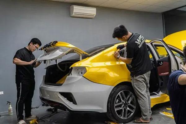 3 lý do không nên dán xe ô tô bạn cần biết