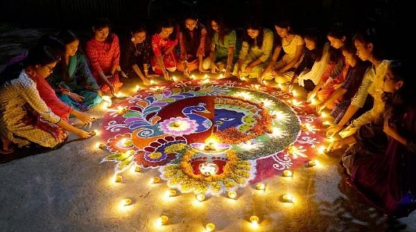 Lễ hội Diwali: Cả đất nước Ấn Độ tràn ngập ánh sáng huyền ảo