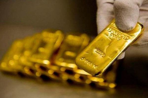 Mua vàng hay gửi tiết kiệm: Bí quyết đầu tư 100 triệu