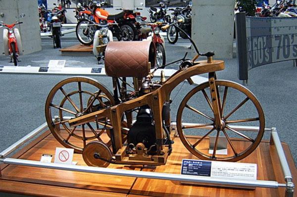 Quá trình phát triển xe gắn máy từ những năm 1867 cho đến nay