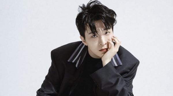 Tiểu sử Choi Young-Jae: Idol Tài năng với giọng hát lay động trái tim Fan