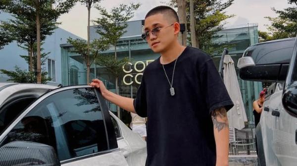 Tiểu sử Hoàng Trox: Mối tình lãng mạn 8 năm với Trang Lacci