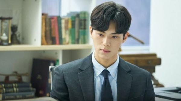 Tiểu sử Lee Chae Min: Tài năng và nhan sắc khiến fan đổ rạp