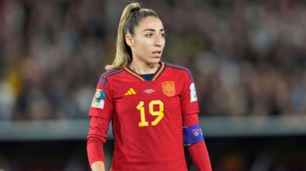Tiểu sử Olga Carmona: Nữ hậu vệ đội Tây Ban Nha tài năng