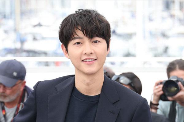 Tiểu sử Song Joong Ki - Mỹ nam của Hậu Duệ Mặt Trời