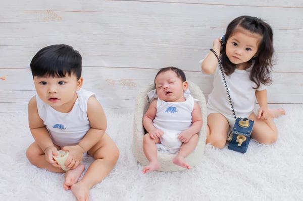 Từ ngày 01/10/2022, gia đình sinh con thứ 3 trở đi sẽ được thưởng nóng 200 triệu đồng