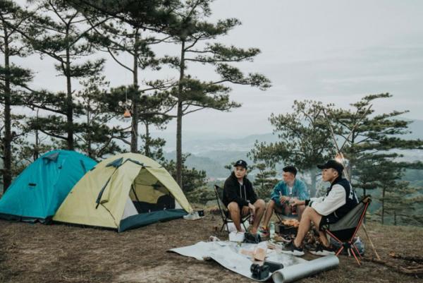 Xu hướng du lịch mới của giới trẻ - Glamping