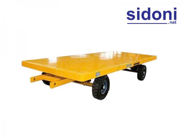 Xe kéo hàng hóa cho xe nâng trong nhà xưởng