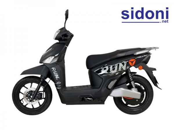 Xe máy điện Yadea VOLTGUARD U đen mờ