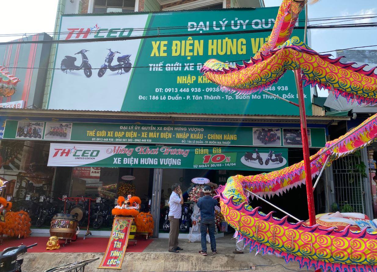 Vào ngày 30/03, đại lý ủy quyền xe điện Hưng Vượng đã tưng bừng khai trương tại Tp. Buôn Ma Thuột, Đắk Lắk