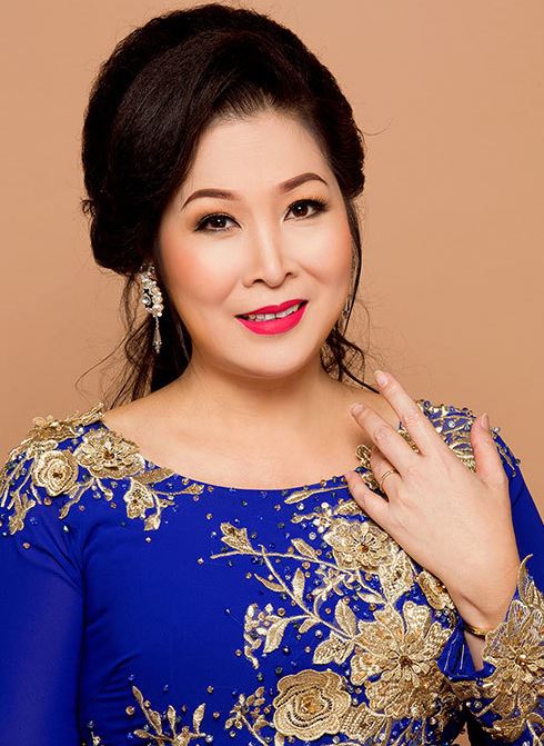 Thời kỳ đánh dấu sự thành công của Hồng Vân trong vai trò một diễn viên hài  chính là thời kỳ các đĩa “Mưa bụi” nổi đình nổi đám