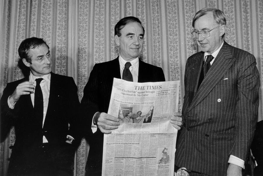 Rupert Murdoch lại tiếp tục thu mua tờ Times Group nổi tiếng của Anh