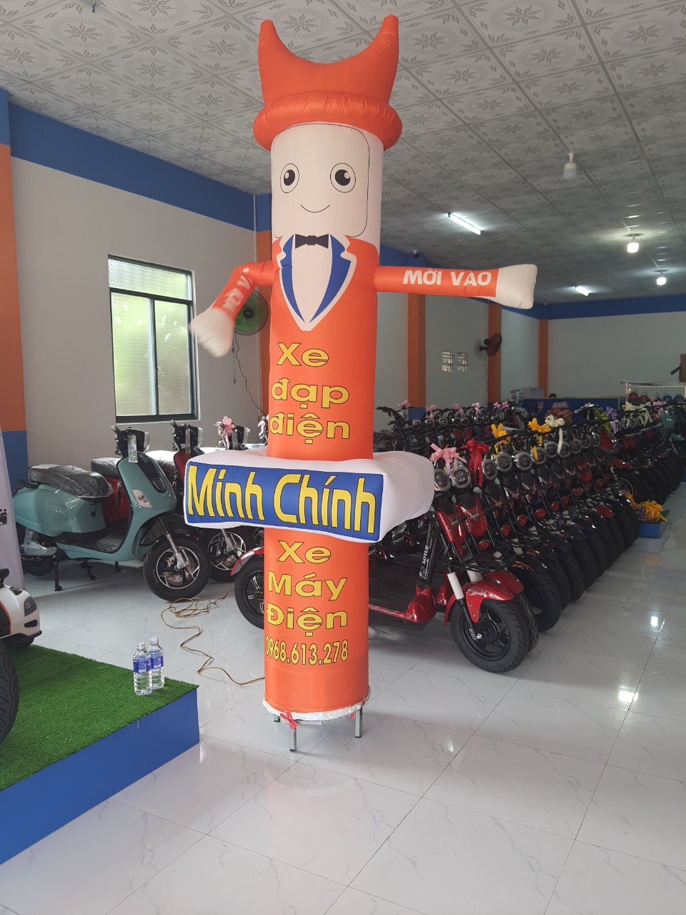 Những mẫu mã xe đa dạng, hot nhất hiện nay được trưng bày một cách ngay ngắn