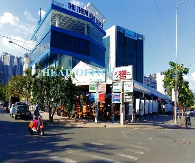 Mặt bằng kinh doanh nằm ở ngã ba, ngã tư có thể đón khách từ hai mặt tiền