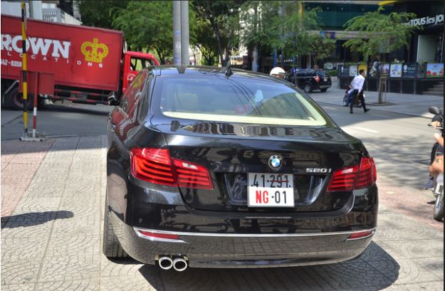 Biển số xe nước ngoài khác với biển số xe trong nước