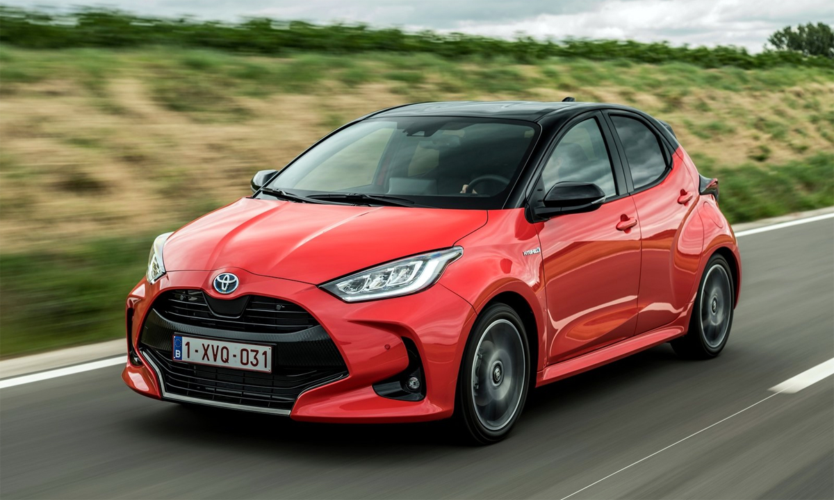 Yaris có vẻ ngoài vô cùng hiện đại và thời thượng