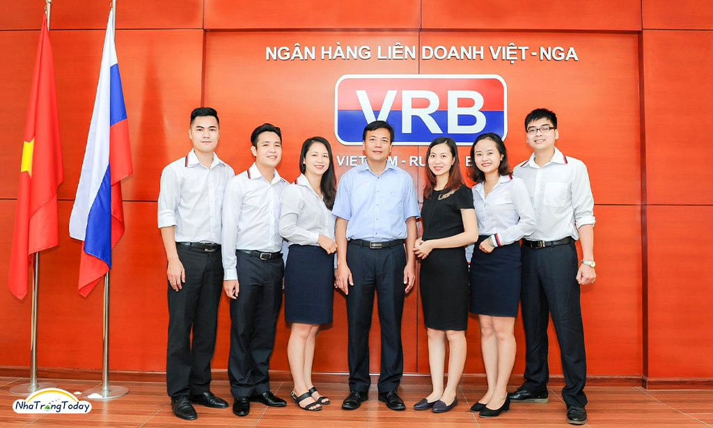 Ngân hàng liên doanh được thành lập từ nguồn vốn đầu tư của các ngân hàng liên kết lại