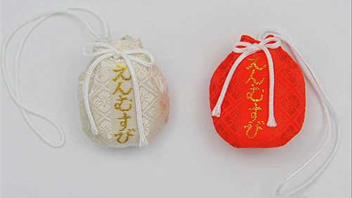 Bùa yêu đã được tạo ra và sử dụng từ lâu đời