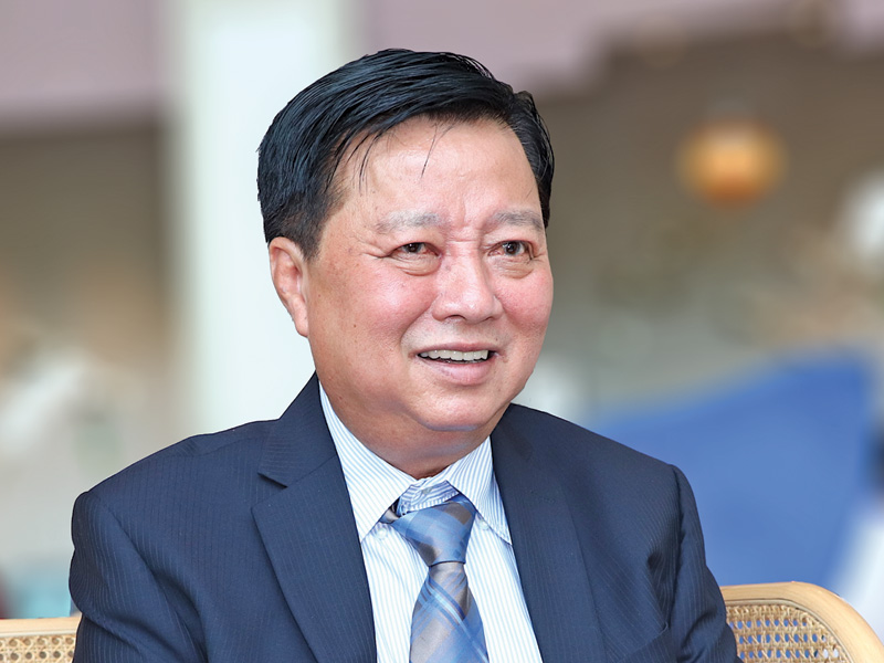 Chân dung Lương Vạn Vinh