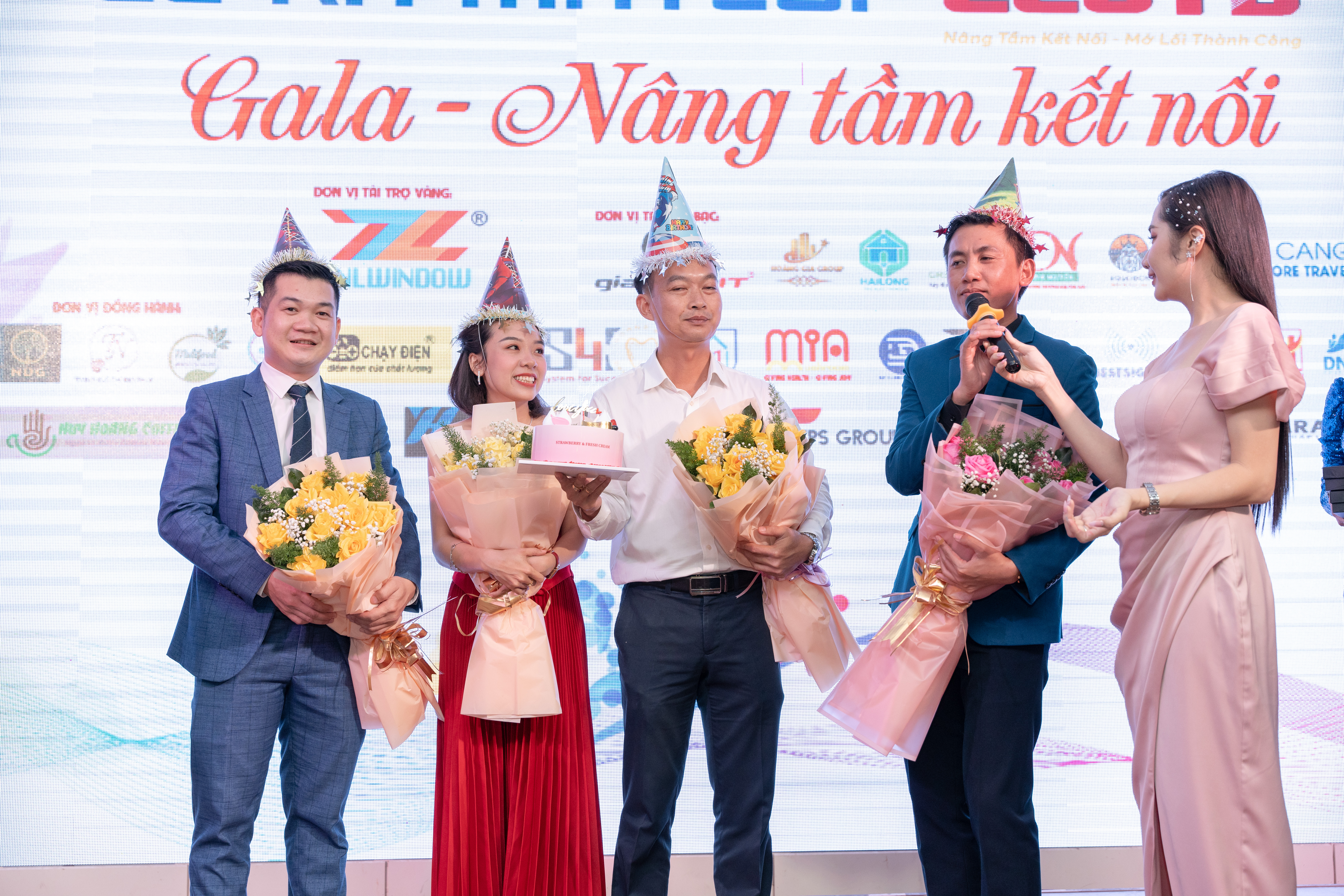 Cám nghĩ của các thành viên có sinh nhật trong tháng