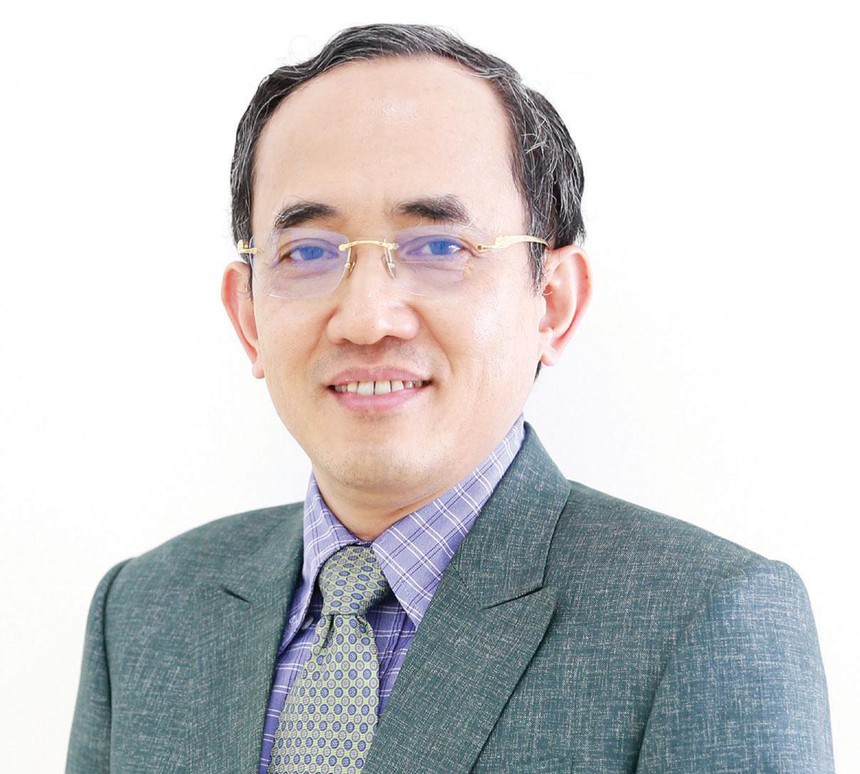 Chân dung doanh nhân tài ba Hồ Xuân Năng