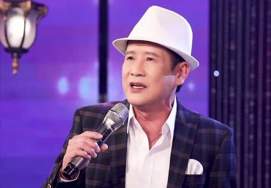 Tiểu sử danh ca Tuấn Vũ bắt đầu mường tượng về giấc mơ ca hát của mình Tiểu sử danh ca Tuấn Vũ bắt đầu mường tượng về giấc mơ ca hát của mình