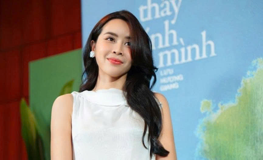 Tiểu sử ca sĩ Lưu Hương Giang trở lại đường đua âm nhạc Tiểu sử ca sĩ Lưu Hương Giang trở lại đường đua âm nhạc