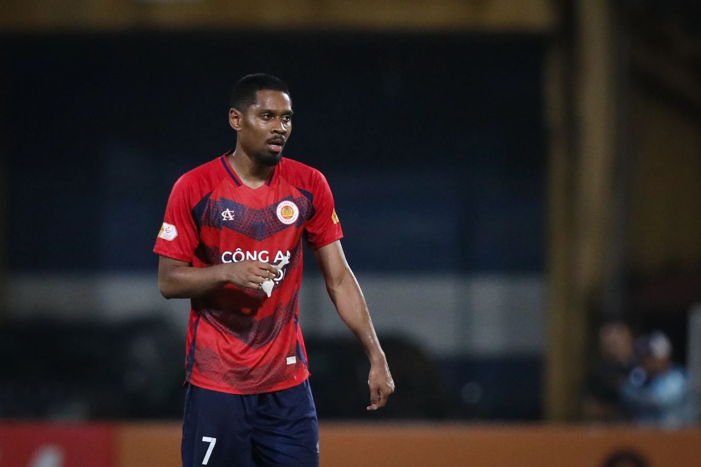 Tiểu sử Jason Quang Vinh phát triển sự nghiệp tại MLS trước khi trở lại Pháp thi đấu