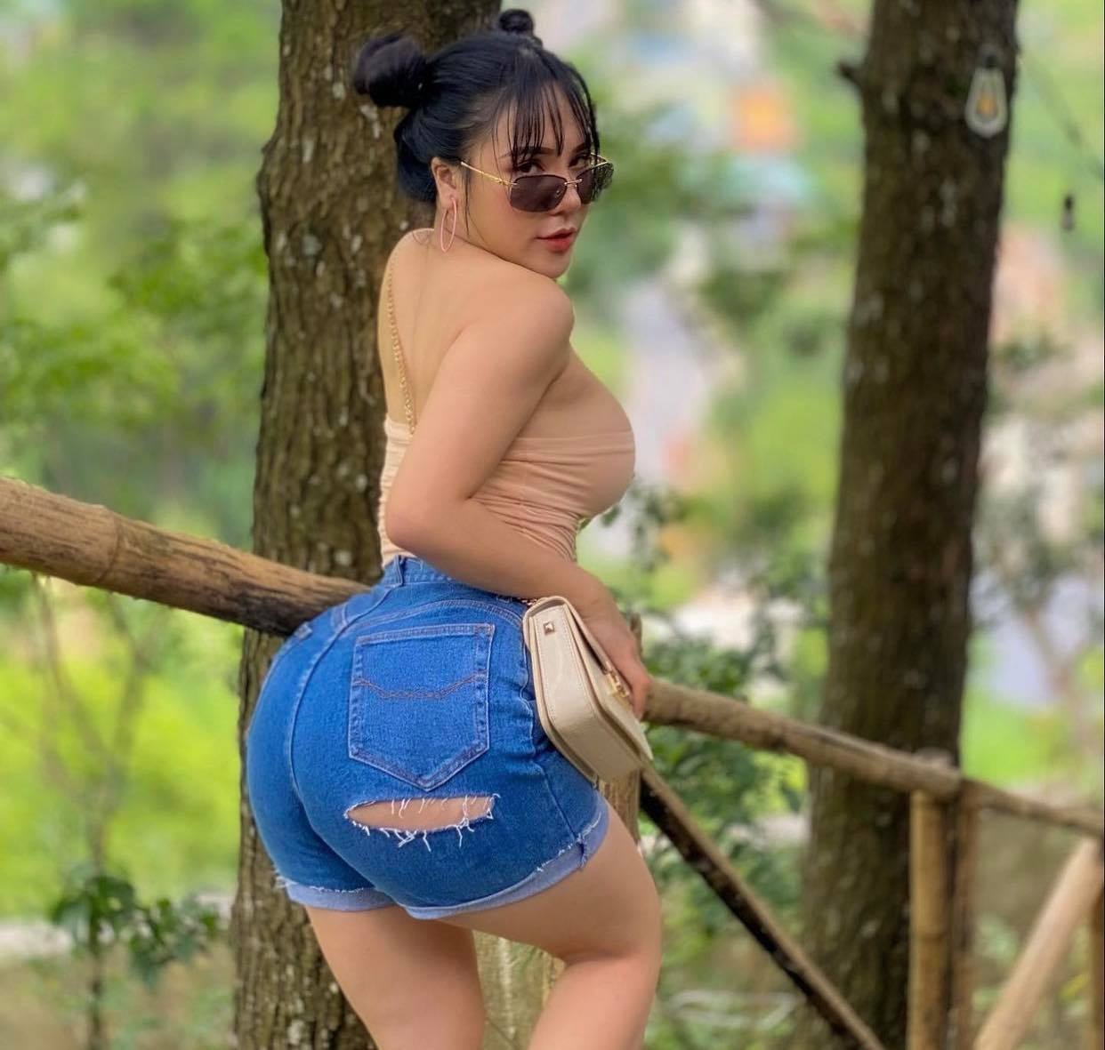 Tiểu sử gymer Nguyễn Thùy Minh gây ấn tượng với vóc dáng hoàn hảo & phong thái cuốn hút