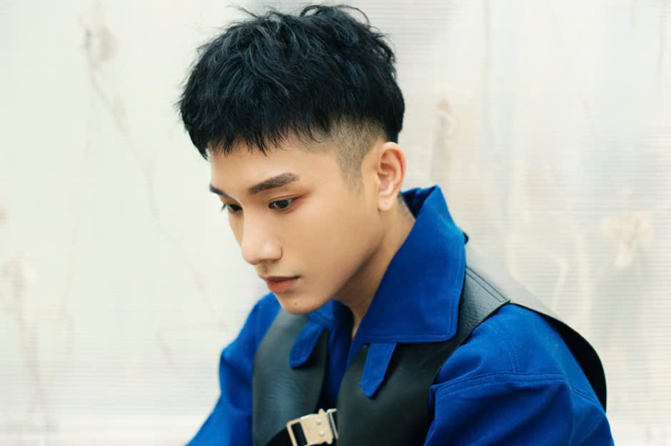 Tiểu sử Juun Đăng Dũng thay đổi phong cách âm nhạc mới