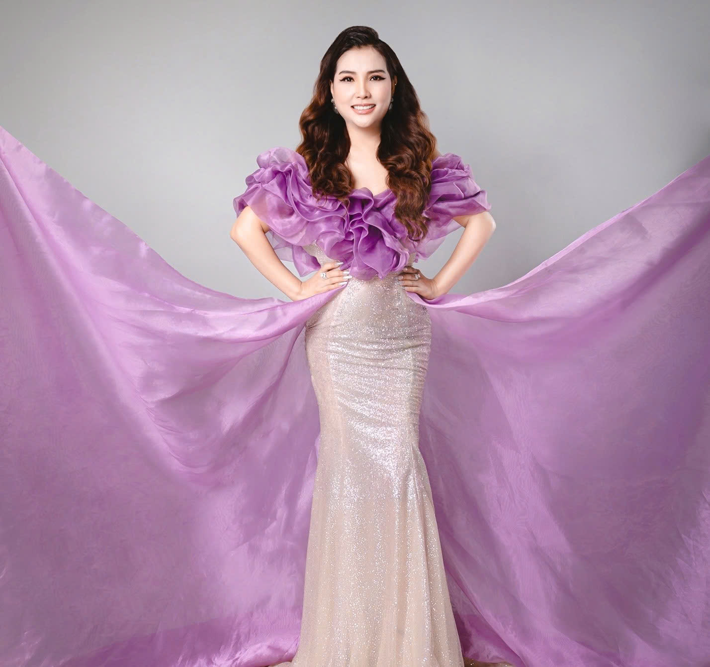 Tiểu sử Đặng Gia Bena từ nhà báo đến nữ CEO sắc đẹp quyền lực Tiểu sử Đặng Gia Bena từ nhà báo đến nữ CEO sắc đẹp quyền lực