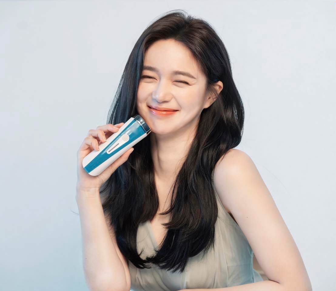 Tiểu sử Lee Elijah nổi bật với vai diễn tiểu tam đầy mưu mô trong "The Last Empress" Tiểu sử Lee Elijah nổi bật với vai diễn tiểu tam đầy mưu mô trong "The Last Empress"