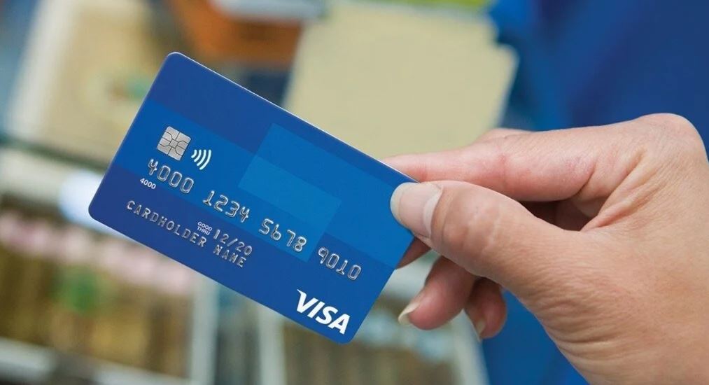 Tài khoản ngân hàng không dùng vẫn có thể bị thu phí