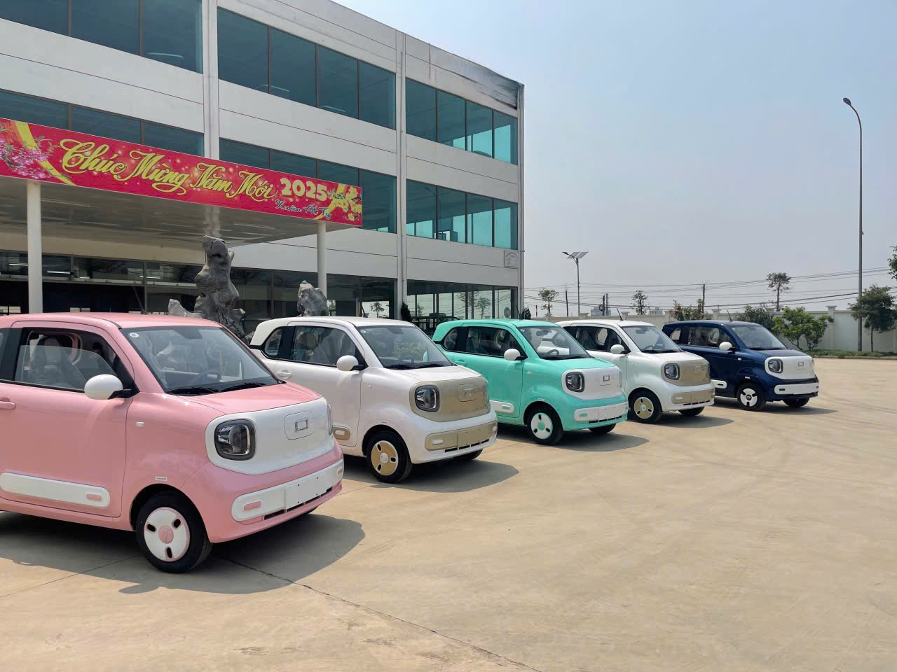 Bestune Pony Xiaoma Mini EV có thiết kế điều khiển dễ dàng với núm kiểu knob đáng yêu