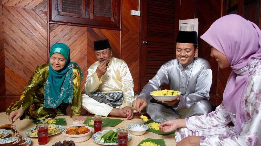 Người Hồi giáo Malaysia tổ chức tiệc Eid al-Fitr
