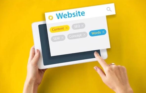 Website là tập hợp các trang thông tin có chứa nhiều nội dung văn bản lưu trên máy chủ