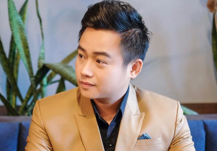 Hữu Tín là diễn viên hài nổi tiếng tại Việt Nam