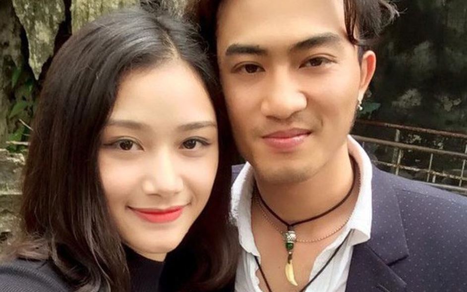 Theo dư luận được biết, anh đã kết hôn vào năm 2017 sau khoảng thời gian 2 năm yêu nhau