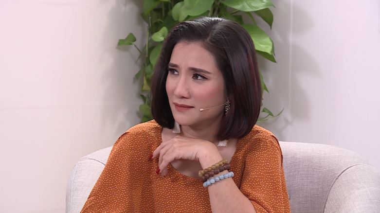 Cát Tường là diễn viên, người dẫn chương trình nổi tiếng trong nước