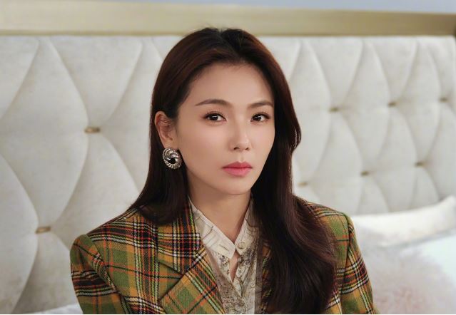 Tiểu sử Lưu Đào cô được mệnh danh là “Người đẹp không tuổi” của màn ảnh Hoa Ngữ