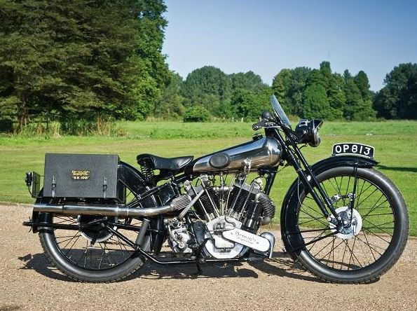 Brough Superior SS100 Alpine Grand Sports là mẫu xe mô tô có chất lượng đáng kinh ngạc khi sử dụng