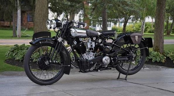 Brough Superior SS100 đời 1930 là mẫu xe được sử dụng để giành chiến thắng trong cuộc Thử nghiệm sáu ngày quốc tế