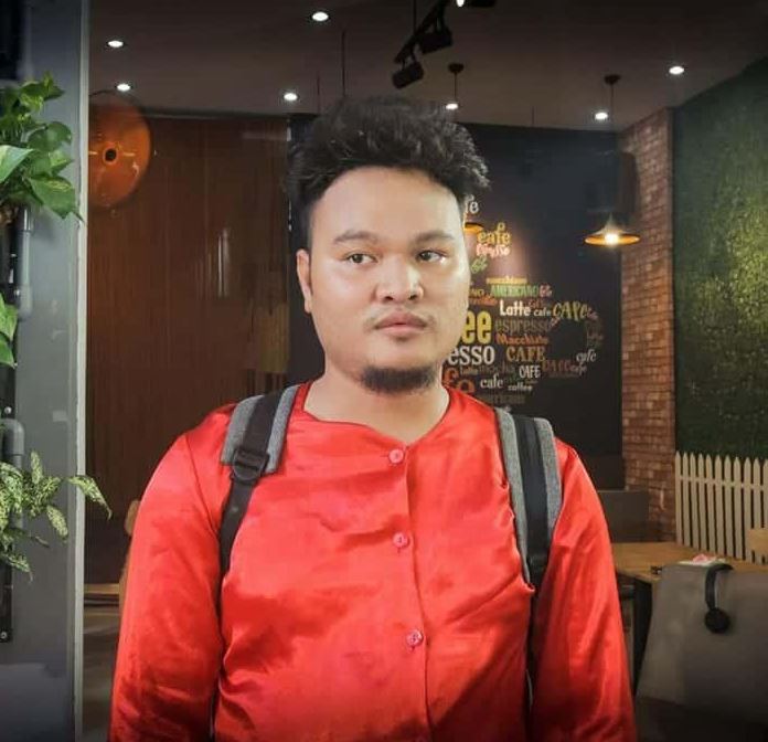Vinh Râu là một trong số diễn viên hài nổi tiếng của nhóm FAPTV
