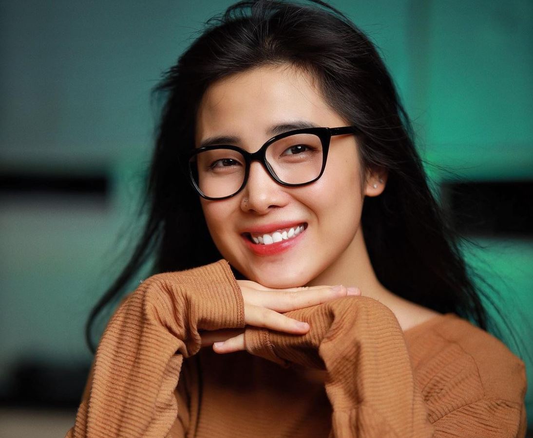 Tiểu sử Hồng Trân là chủ của kênh Tik Tok 1,1 triệu lượt follow và 17,7 triệu like